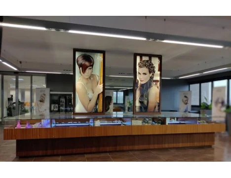 La Academia BES - BEAUTY and SCIENCE